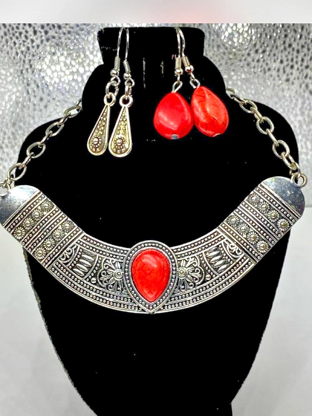 Southwestern * Coral Stone Statement Necklace / 2 x Earrings *** Silverwear ^^^